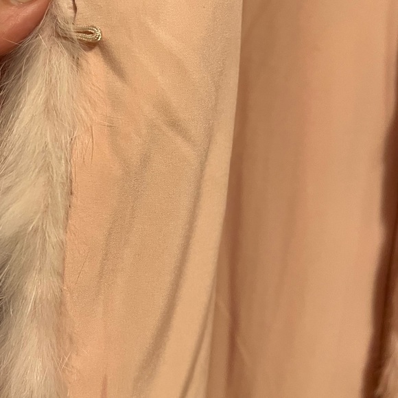 Fur jacket - Picture 7 of 8